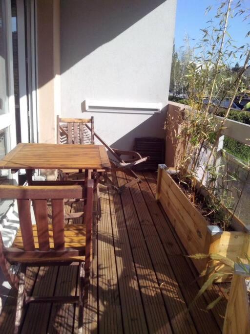 City & Cosy, Lyon Charcot- Wifi - Lave Linge - Balcon - Parking Exterior foto