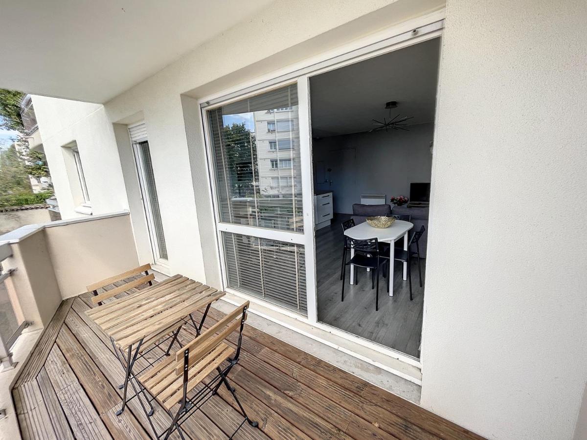 City & Cosy, Lyon Charcot- Wifi - Lave Linge - Balcon - Parking Exterior foto